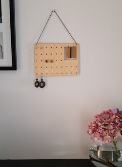 Petite rectangular earing board - Craft Me Pretty (CMP Lasercraft - Perth Laser cutting)